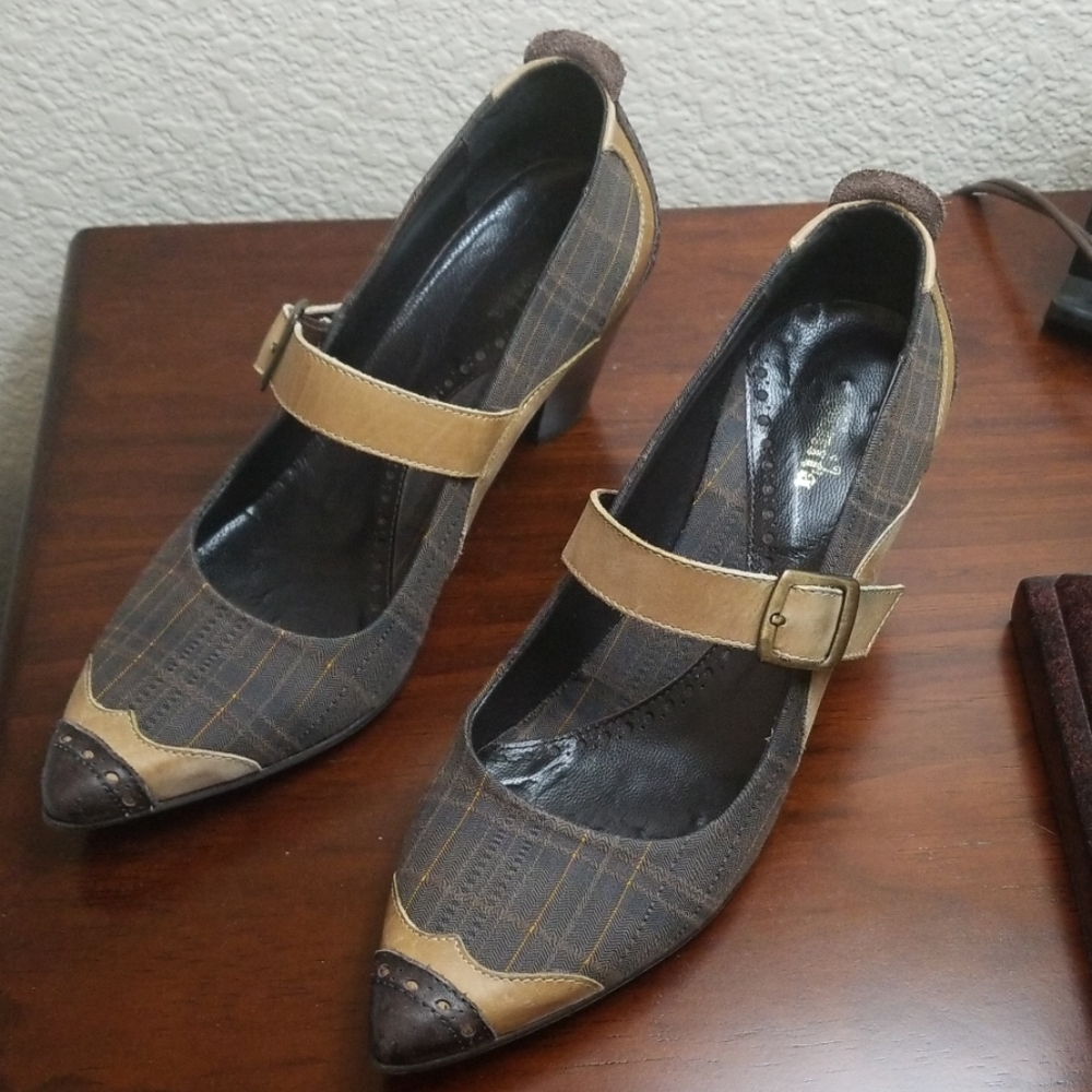 Womens Shoes